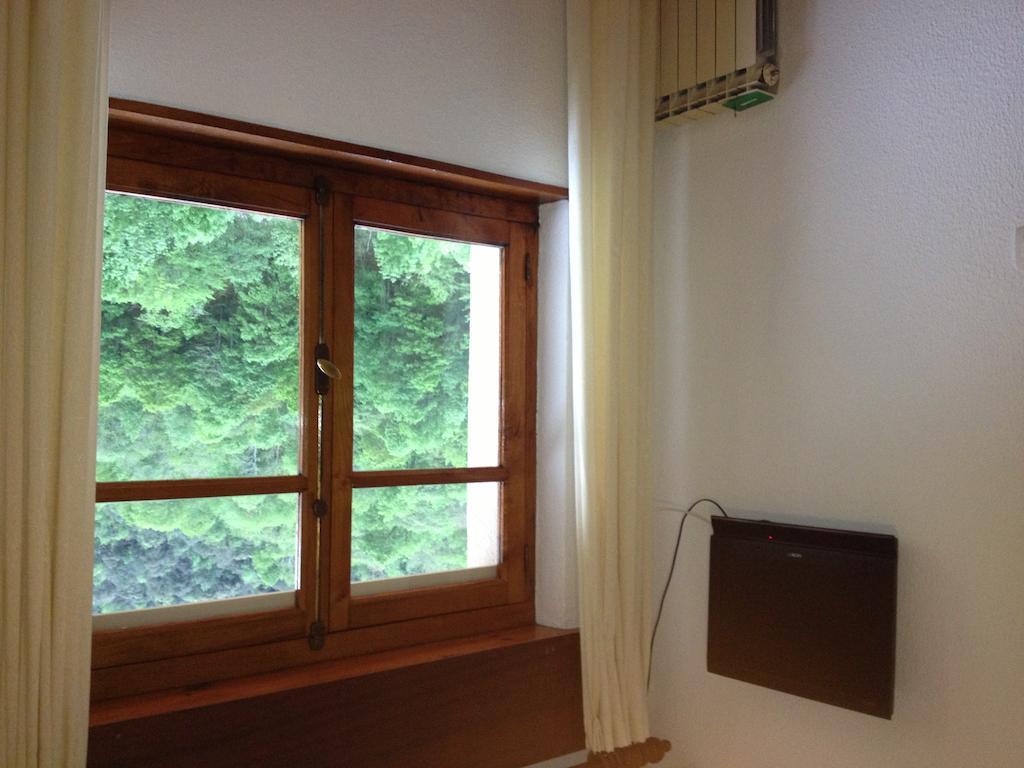 Hostal Monte Rio Hotel Trescares Kamer foto