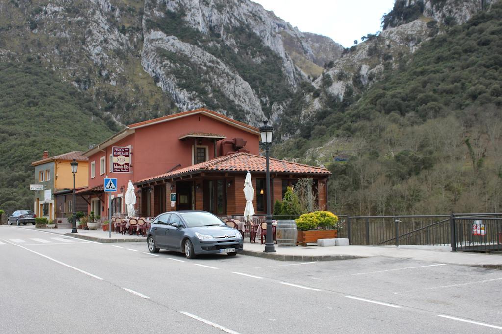 Hostal Monte Rio Hotel Trescares Buitenkant foto