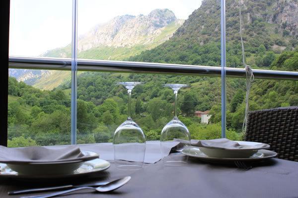 Hostal Monte Rio Hotel Trescares Buitenkant foto